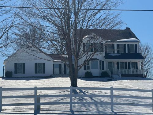 3972 Perryville Rd, Danville, KY, 40422-8993 | Card Image