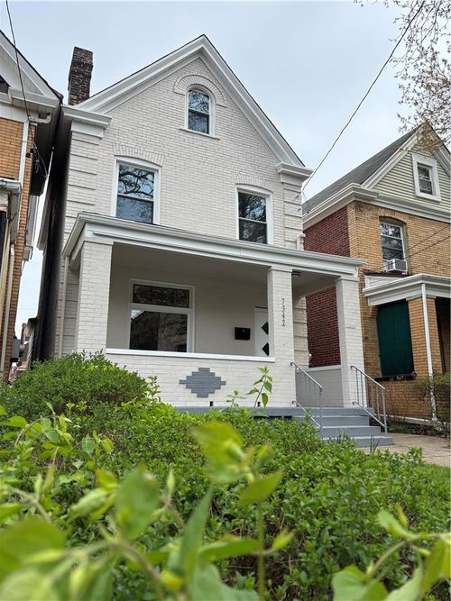 7342 Denniston Ave, Swissvale, PA, 15218-2527 | Card Image