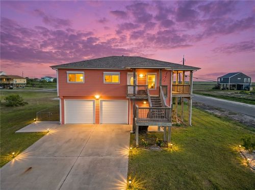 74 W Castle Oak Ln, Rockport, TX, 78382 | Card Image