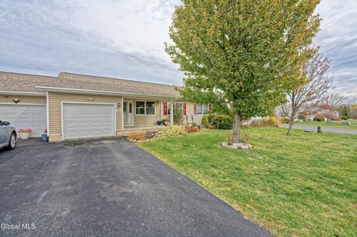 122 Skyview Dr, Greenville, NY, 12083-3420 | Card Image