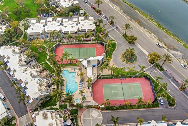 3366 Tempe Dr, House other with 2 bedrooms, 3 bathrooms and 2 parking in Huntington Beach CA | Image 60