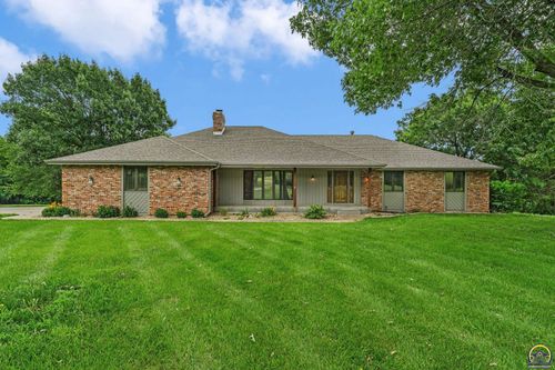 6412 Sw Vorse Rd, Auburn, KS, 66402-9670 | Card Image