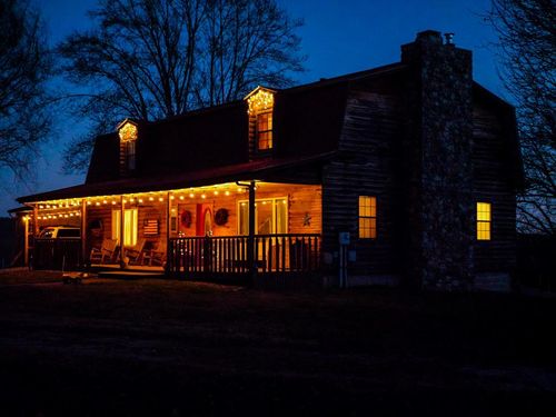 6311 Old Smithville Hwy S, Sparta, TN, 38583-7101 | Card Image