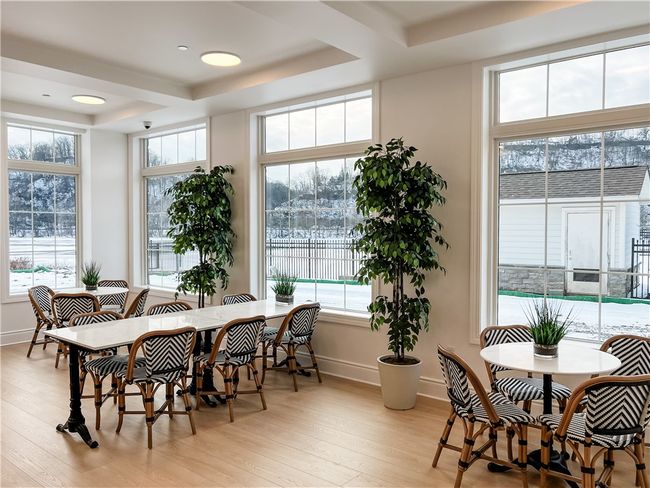 APT-413 - 1 1 St St, Condo with 3 bedrooms, 2 bathrooms and 1 parking in Oakmont PA | Image 17