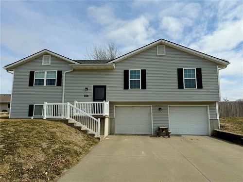 1801 N Alco Ave, Maryville, MO, 64468-3818 | Card Image