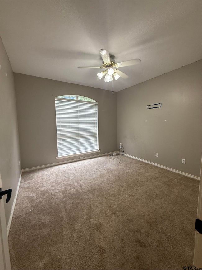 3204 Pebblebrook Cir, House other with 3 bedrooms, 2 bathrooms and null parking in Tyler TX | Image 11