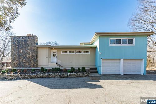 21 Skyview Rd, Ringwood, NJ, 07456-1306 | Card Image