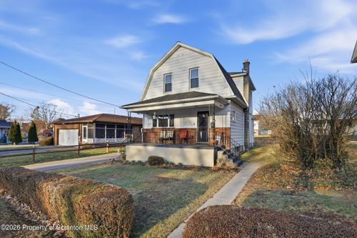 1309 South St, Avoca, PA, 18641-1733 | Card Image