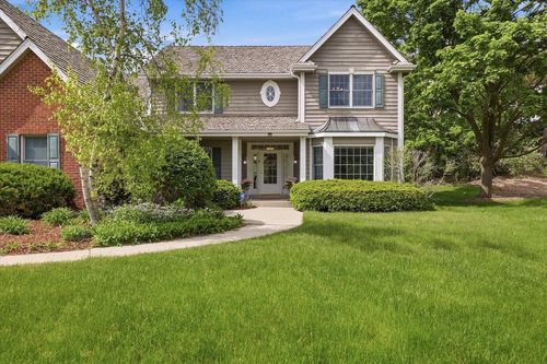 18840 Brookridge Drive, Brookfield, WI, 53045 | Card Image