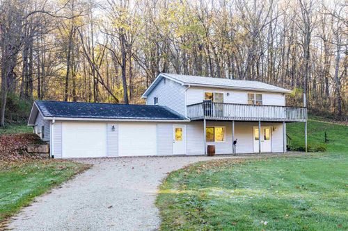 1021 E Schapville Rd, ELIZABETH, IL, 61028-9411 | Card Image