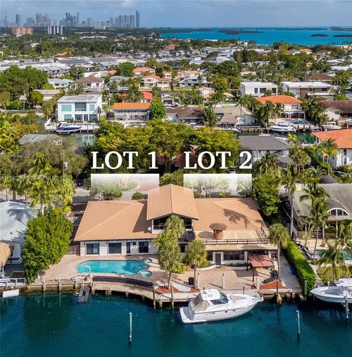 2010 Ne 120th Rd, North Miami, FL, 33181-3314 | Card Image