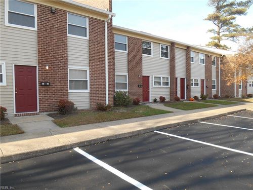 2237 Pine Shore Ct, Virginia Beach, VA, 23455-1929 | Card Image