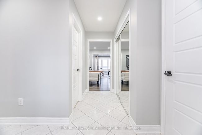 458 Pozbou Cres, House other with 6 bedrooms, 4 bathrooms and 2 parking in Milton ON | Image 4