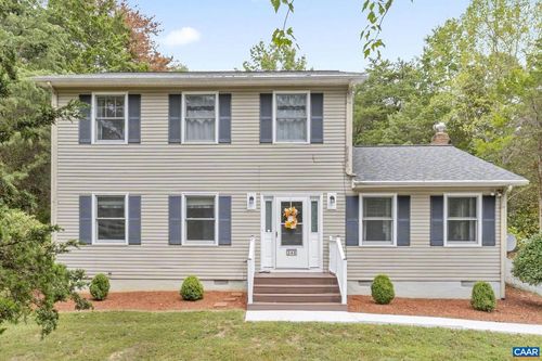 340 Jefferson Dr, PALMYRA, VA, 22963-2704 | Card Image