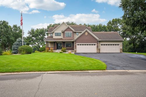 15832 Uplander St Nw, Andover, MN, 55304-2501 | Card Image