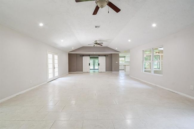 81 Oak Grove Ln, Home with 4 bedrooms, 4 bathrooms and null parking in Conroe TX | Image 10