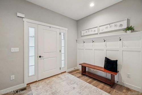 5261 Autumn Kirsten Cir, Fowlerville, MI, 48836-8814 | Card Image