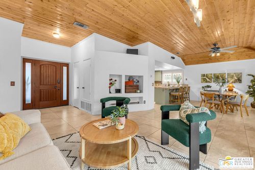 1425 E Luna Way, Palm Springs, CA, 92262 | Card Image