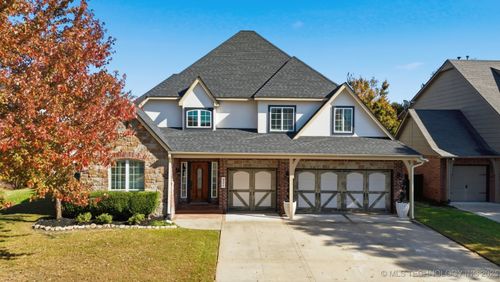 8331 S 100th East Pl, Tulsa, OK, 74133-4515 | Card Image