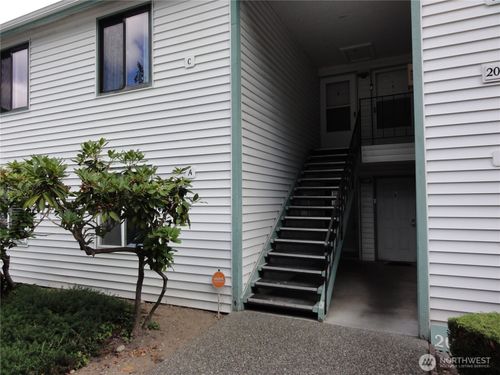 7a-2007 Sw 318th Pl, Federal Way, WA, 98023-5130 | Card Image
