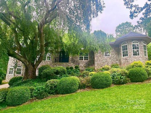 3 Northwood Rd, Asheville, NC, 28804-2826 | Card Image