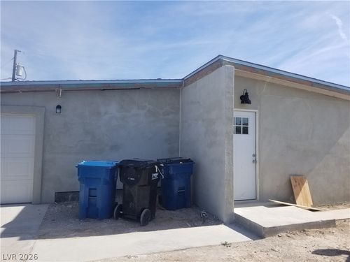 2504 Flower Ave, North Las Vegas, NV, 89030-7302 | Card Image