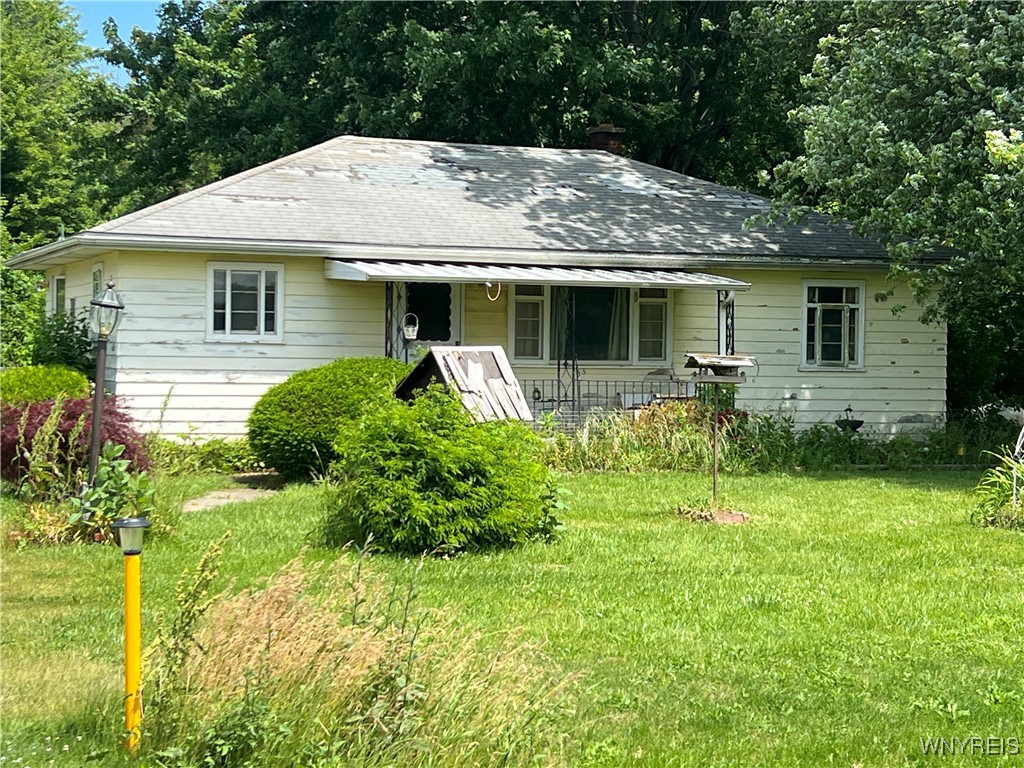 Schoolhouse Rd, Ransomville, NY 14131