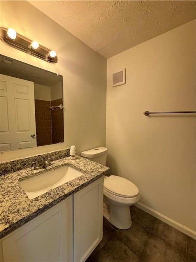 4263 Parkview Ct, Condo with 2 bedrooms, 2 bathrooms and null parking in Stone Mountain GA | Image 8