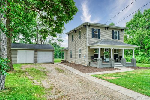 405 Garden Ln, Fowlerville, MI, 48836-9014 | Card Image