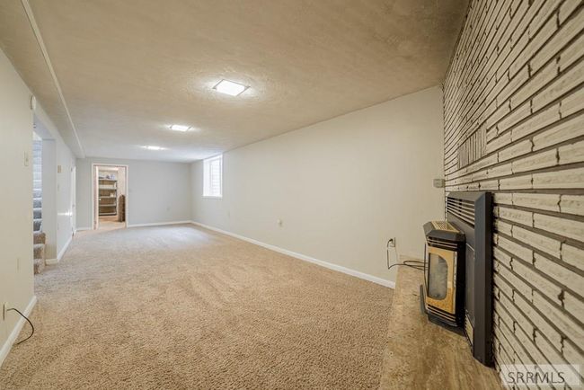 147 N 3900 E, House other with 6 bedrooms, 3 bathrooms and 2 parking in Rigby ID | Image 33