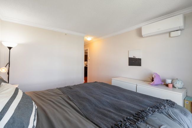 1203 - 2138 Madison Ave, Condo with 2 bedrooms, 2 bathrooms and 2 parking in Burnaby BC | Image 11