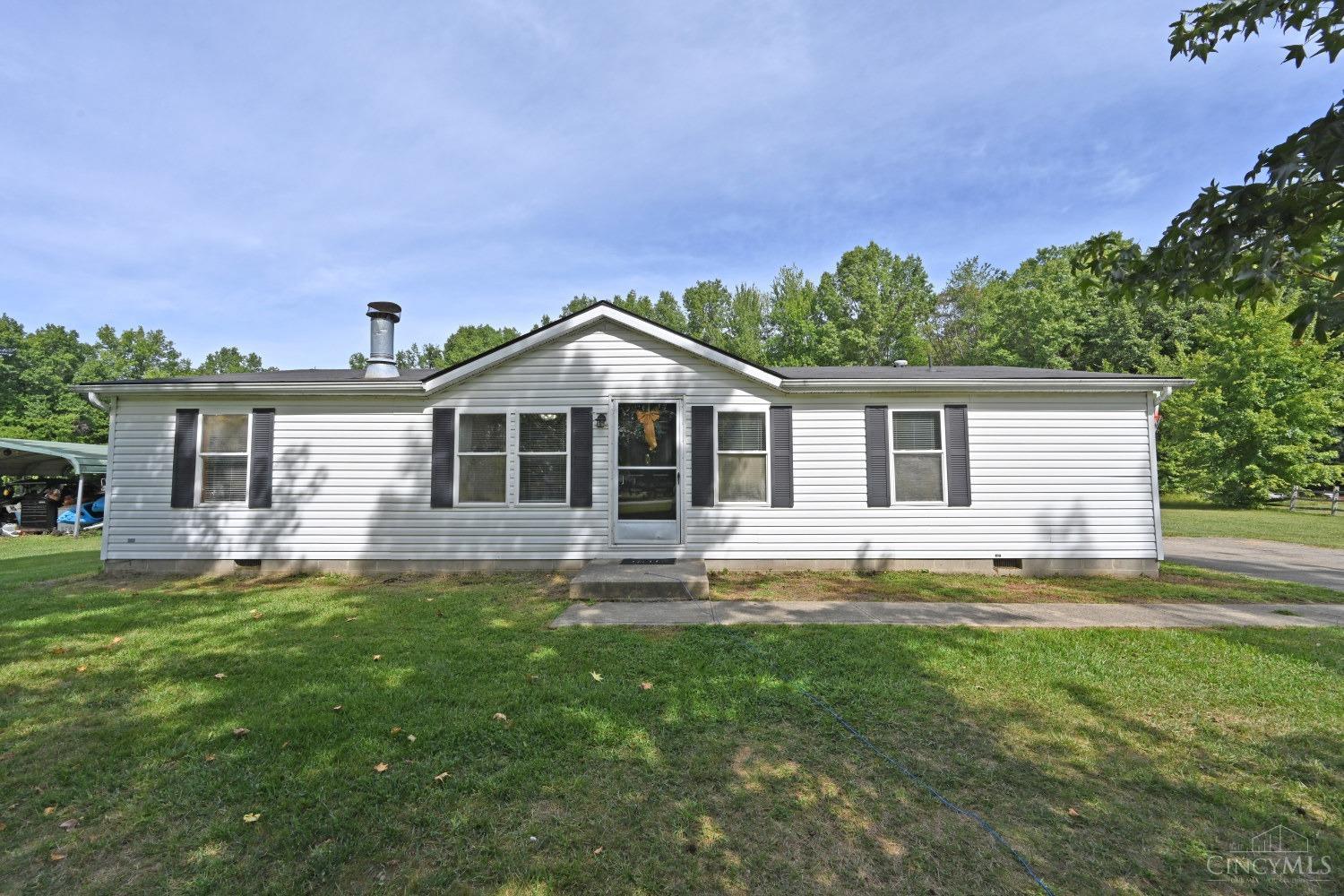 Woodland Dr, Fayetteville, OH 45118