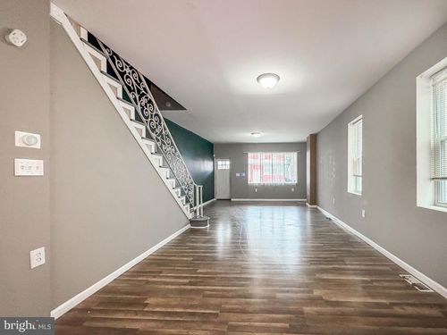 2341 Duncan St, PHILADELPHIA, PA, 19124-4137 | Card Image