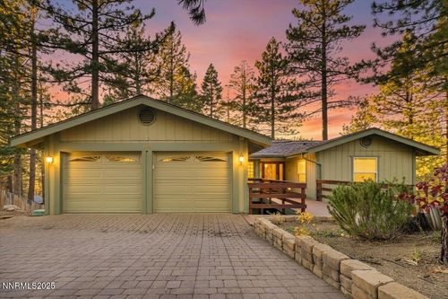 190 Kingsbury Cir, Stateline, NV, 89449-9917 | Card Image