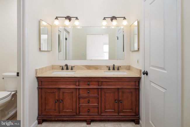 7710 Asterella Ct, Townhouse with 3 bedrooms, 4 bathrooms and null parking in SPRINGFIELD VA | Image 24