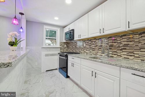 550 Wiltshire Rd, UPPER DARBY, PA, 19082-5016 | Card Image