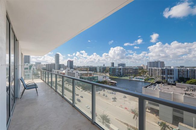 APT-1202 - 3101 S Ocean Dr, Condo with 3 bedrooms, 3 bathrooms and null parking in Hollywood FL | Image 41