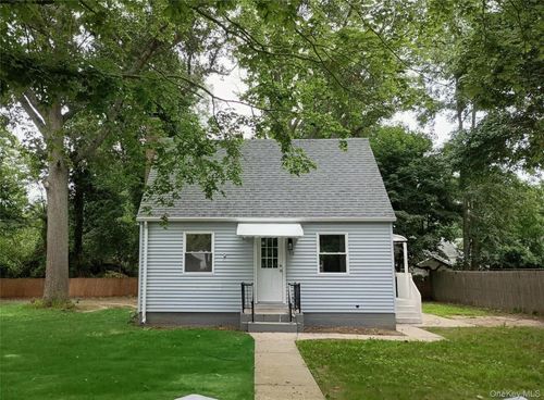 16 Neighborhood Rd, Mastic Beach, NY, 11951-5011 | Card Image