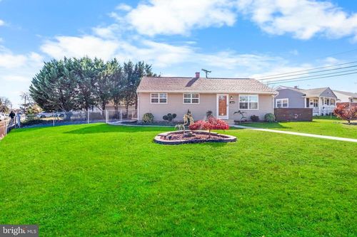 1000 8th St, LAUREL, MD, 20707-3811 | Card Image