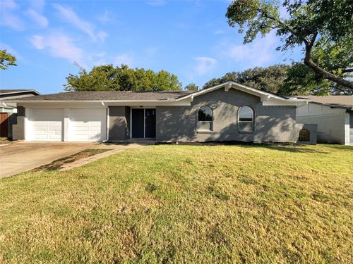 2021 Brentwood Ln, Carrollton, TX, 75006-1723 | Card Image