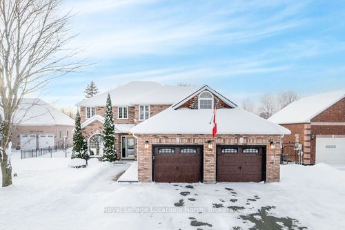 3580 Linda St, Innisfil, ON, L9S2L2 | Card Image