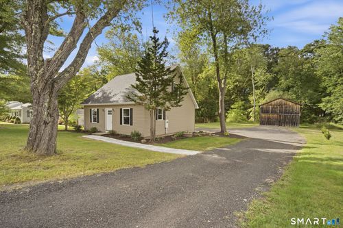 124 Wells Road, East Windsor, CT, 06088 | Card Image