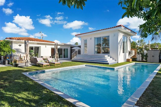7770 Hawthorne Ave, House other with 4 bedrooms, 3 bathrooms and null parking in Miami Beach FL | Image 4
