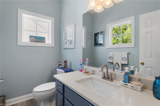 9509 14 Th Bay St, House attached with 4 bedrooms, 3 bathrooms and null parking in Norfolk VA | Image 37