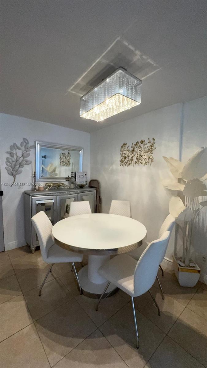 Residential in Sunny Isles Beach 2