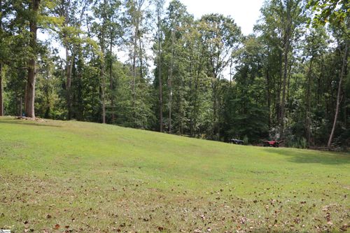 111 River Ridge Dr, moore, SC, 29369-9585 | Card Image