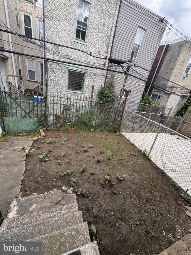 1445 N 59 Th St, Townhouse with 3 bedrooms, 2 bathrooms and null parking in PHILADELPHIA PA | Image 18