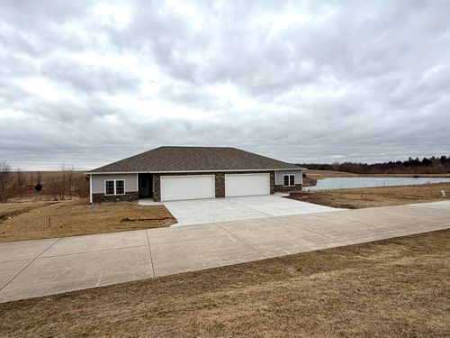 137 Countryview Ct, Aledo, IL, 61231-9414 | Card Image