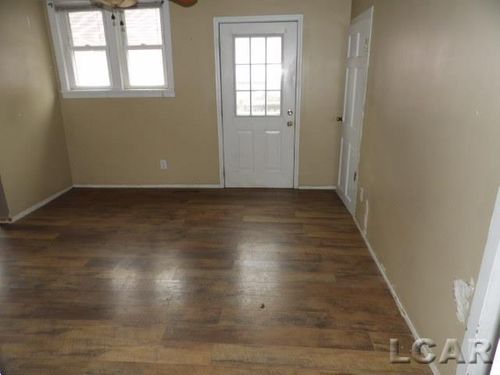 349 Greenly St, Adrian, MI, 49221-2067 | Card Image