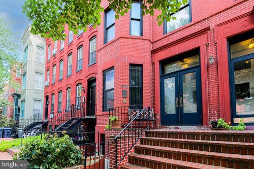 apt-1-220 4th St Se, WASHINGTON, DC, 20003-1105 | Card Image